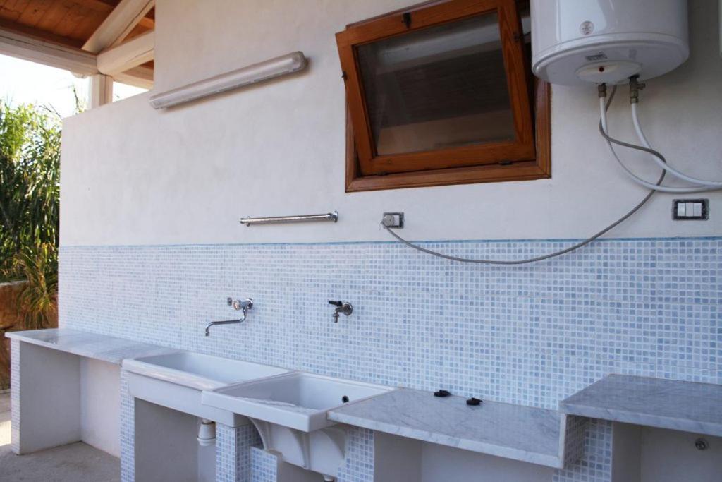 Wohnwagen Hotel Cava dʼAliga Buitenkant foto